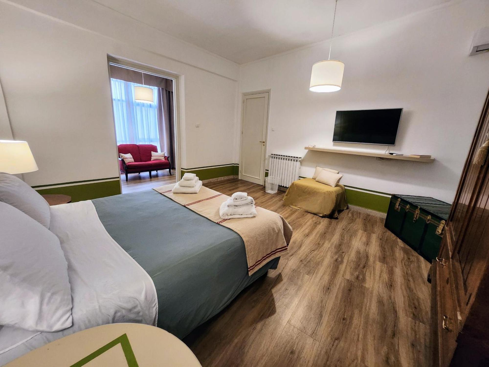 La Casa Di Naele Apartment Palermo Bagian luar foto